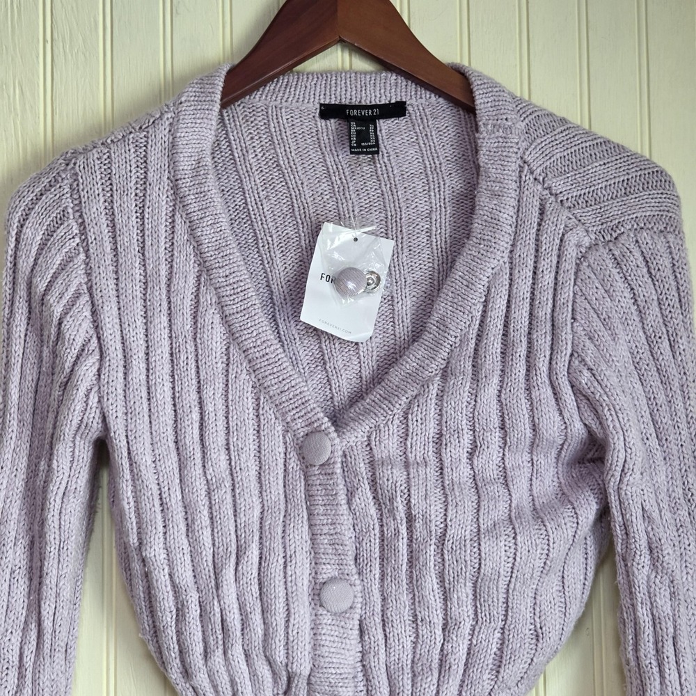 Forever 21 Cardigan Sweater Womens XS Purple V Neck Cropped Chunky Knit Buttons
